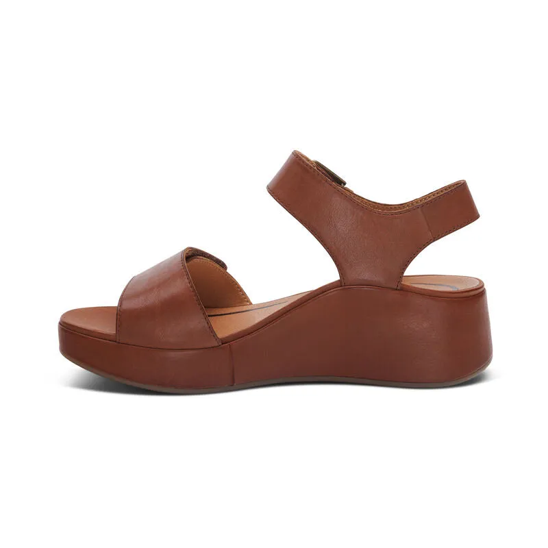 Ariel Adjustable Quarter Strap Wedge