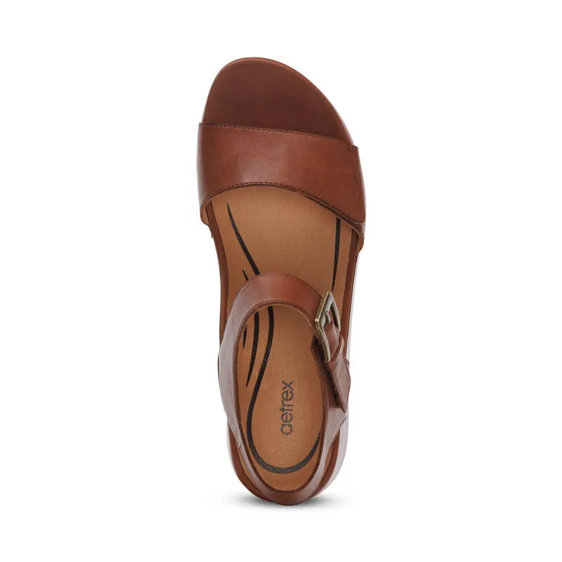 Ariel Adjustable Quarter Strap Wedge