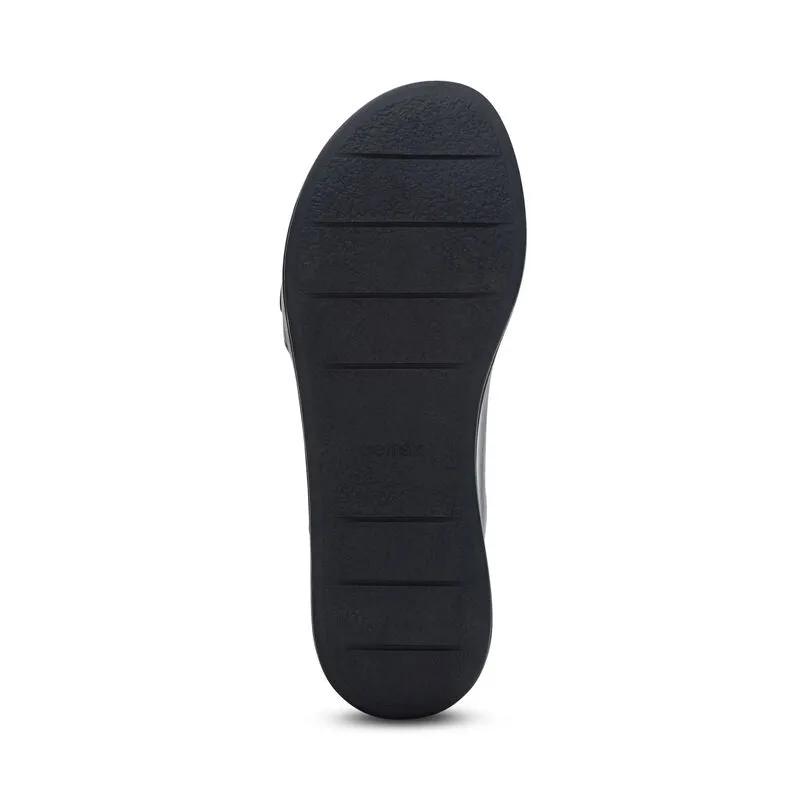 Ariel Adjustable Quarter Strap Wedge