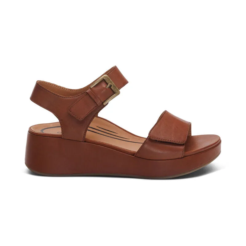 Ariel Adjustable Quarter Strap Wedge