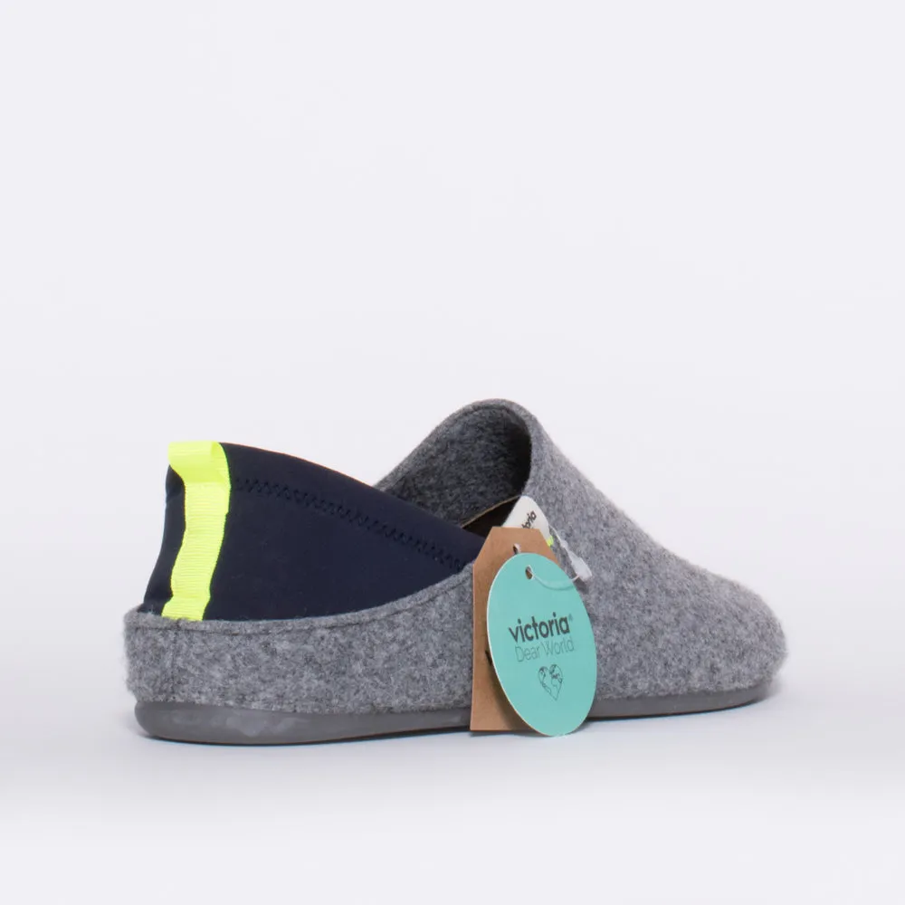 Cleo Grey