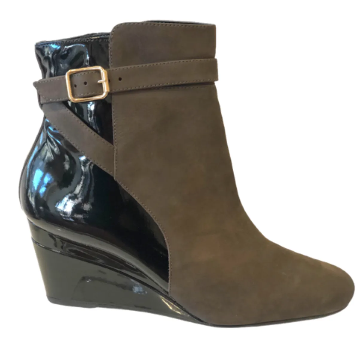 P & G 3154076 Black Patent Leather Ankle Boots