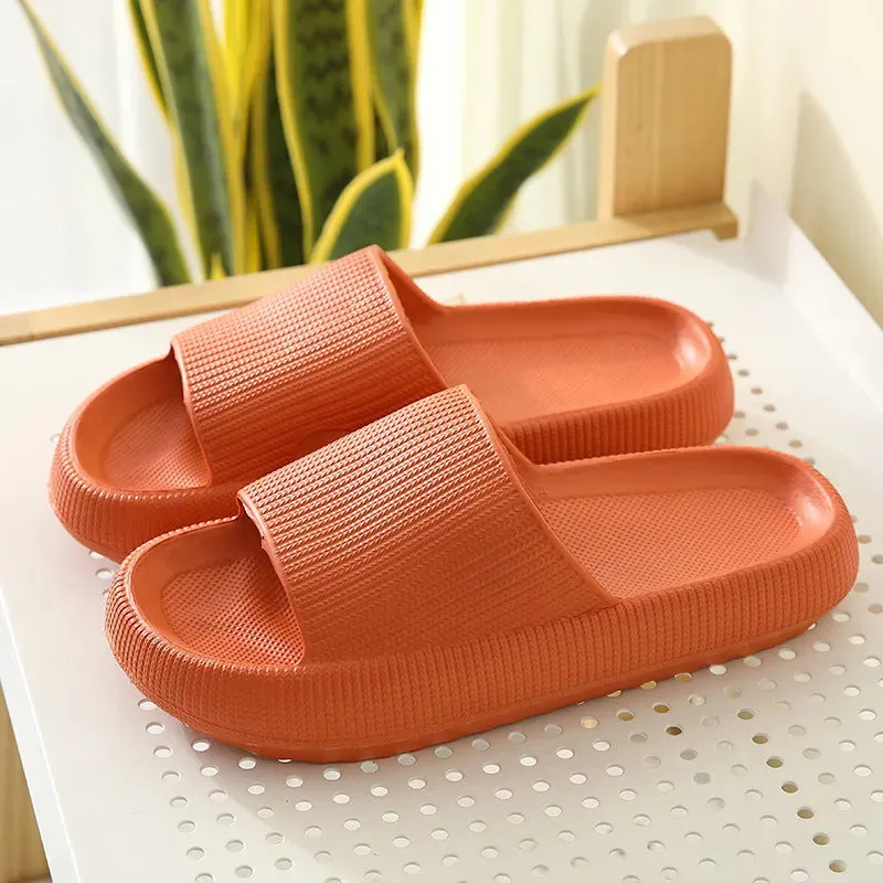 Quick-drying non-slip shower slippers.